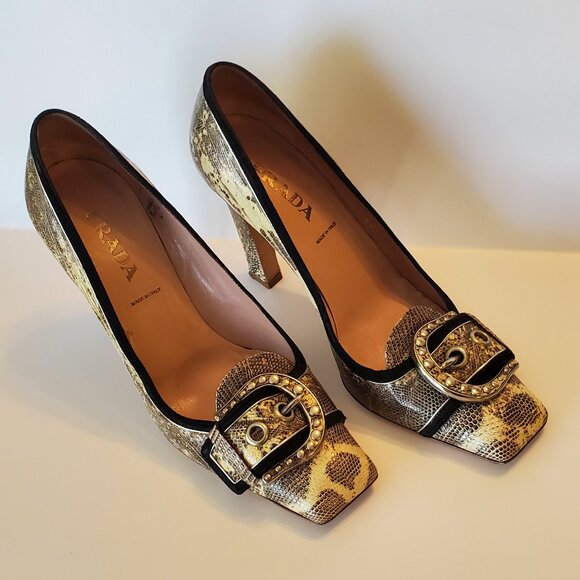 'Calzature Donna' Prada Pump - Picture 2 of 8